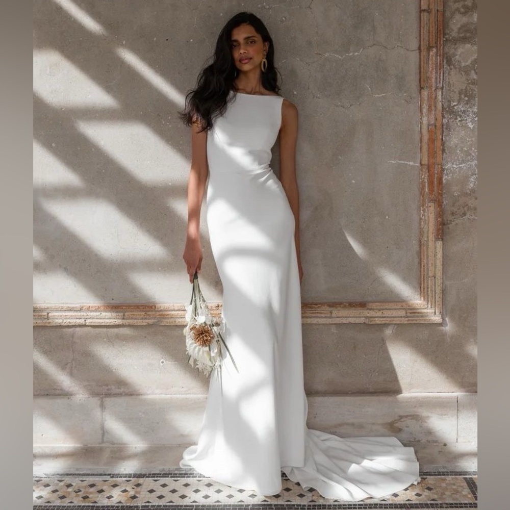 Sophisticated Ivory Bridal Gown